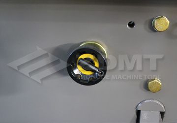 后擋料微調.jpg 后擋料微調.jpg